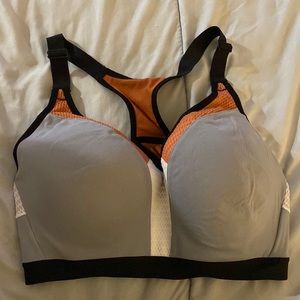 Victoria Secret Sports Bra